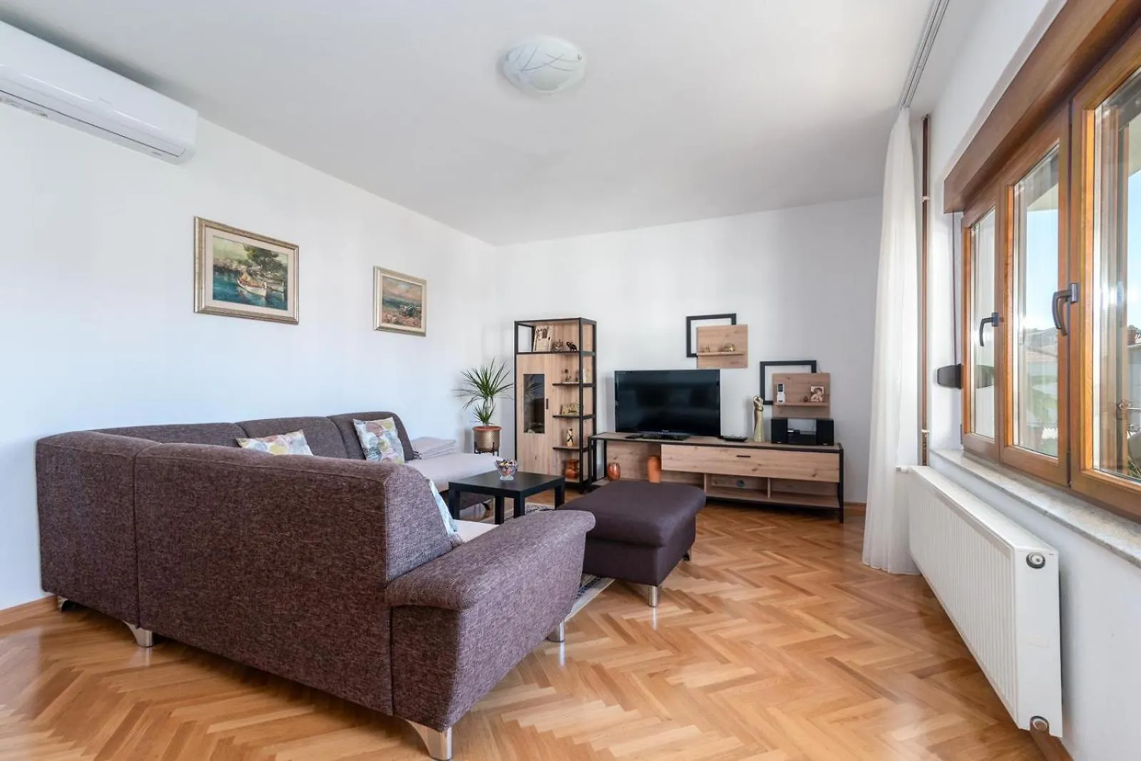 טרוגיר Apartment Domi